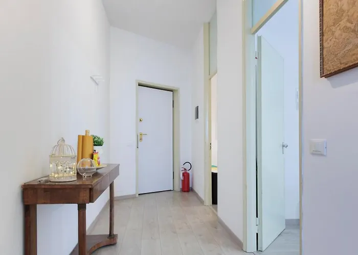 White Pearl Bgy Station Апартаменты Бергамо